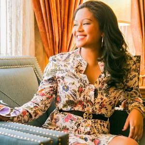 Meet your Posher, Jennifer